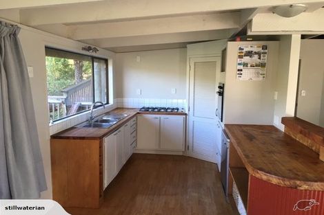 Photo of property in 25 Elliston Crescent, Stanmore Bay, Whangaparaoa, 0932