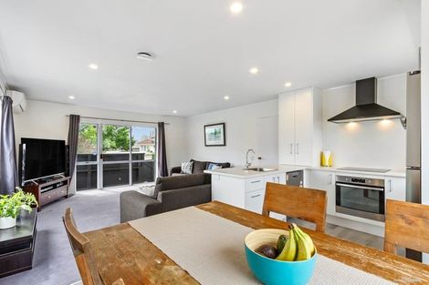 Photo of property in 1/12 Brookfield Road, Te Atatu Peninsula, Auckland, 0610