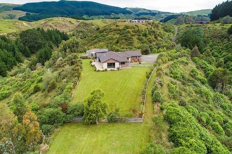 Photo of property in 71 County Heights Drive, Aokautere, Palmerston North, 4471