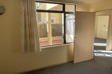 Photo of property in 14a Barton Terrace, Thorndon, Wellington, 6011