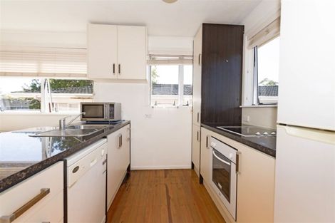 Photo of property in 209b Edmonton Road, Te Atatu South, Auckland, 0610