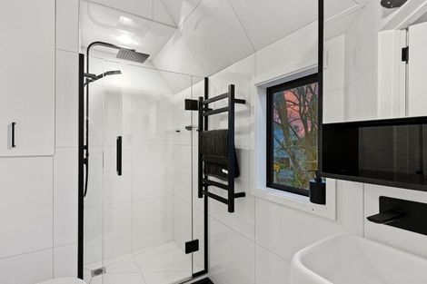 Photo of property in 2/36 Edgeware Road, St Albans, Christchurch, 8014