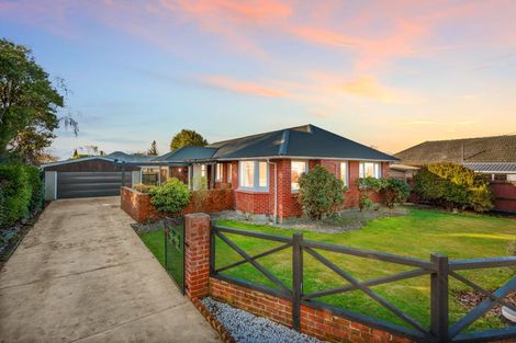 Photo of property in 34 Bentley Street, Russley, Christchurch, 8042