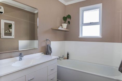 Photo of property in 19 Ransom Street, Dannevirke, 4930