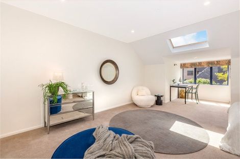 Photo of property in 15 Futuna Close, Karori, Wellington, 6012