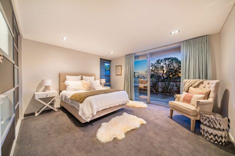 Photo of property in 32 Roys Road, Plimmerton, Porirua, 5026