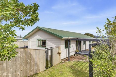 Photo of property in 16b Karaka Street, Otaki Beach, Otaki, 5512