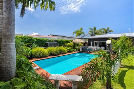 Photo of property in 209 Kiwi Road, Whangamata, 3620