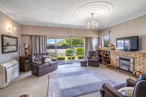 Photo of property in 364 Great North Road, Winton, 9720