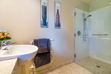 Photo of property in 280 Gillespie Place, Acacia Bay, Taupo, 3385