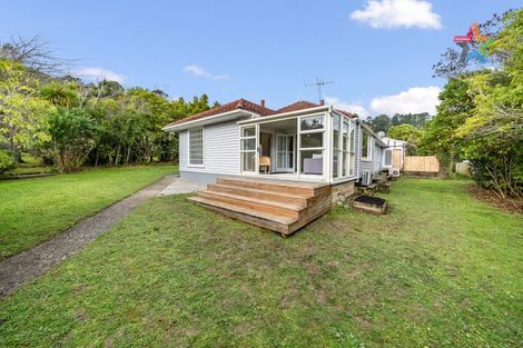 Photo of property in 49 Manuka Street, Stokes Valley, Lower Hutt, 5019