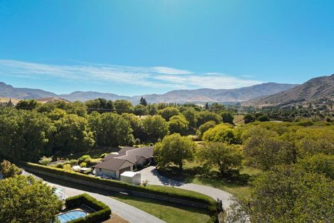 Photo of property in 8 Crawford Place, Lake Hayes, Queenstown, 9304