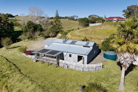 Photo of property in 383 Kaitemako Road, Welcome Bay, Tauranga, 3175