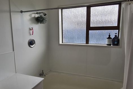 Photo of property in 32 Redwood Grove, Hokowhitu, Palmerston North, 4410