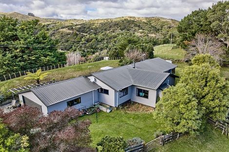 Photo of property in 1142 Moonshine Road, Judgeford, Porirua, 5381