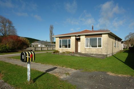 Photo of property in 8 Toko Road, Toko, Stratford, 4392