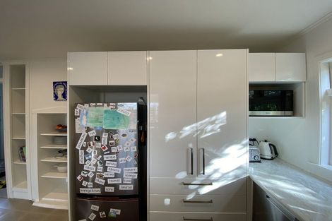 Photo of property in 35 Bayview Road, Paremata, Porirua, 5024