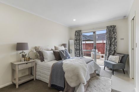 Photo of property in 48 Blackwood Drive, Wattle Downs, Auckland, 2103