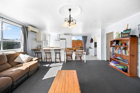 Photo of property in 11a Breckons Avenue, Nawton, Hamilton, 3200