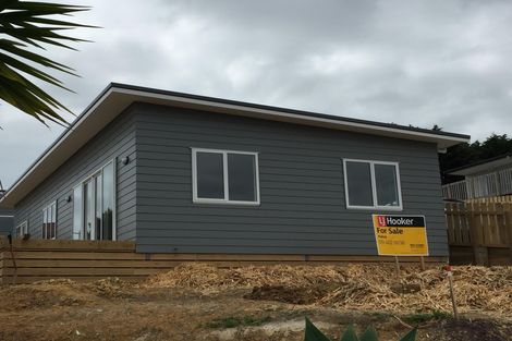 Photo of property in 12a Waterview Place, Haruru, 0204