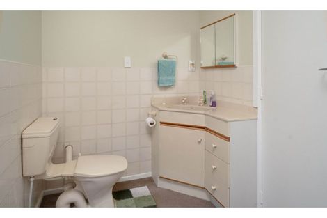 Photo of property in 399 Yaldhurst Road, Russley, Christchurch, 8042