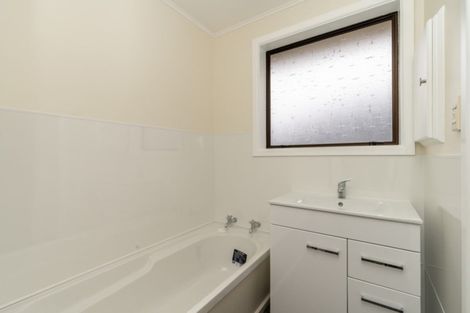 Photo of property in 17 Boston Avenue, Hornby, Christchurch, 8042