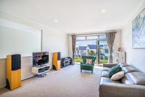 Photo of property in 82 Caldera Drive, Long Bay, Auckland, 0630