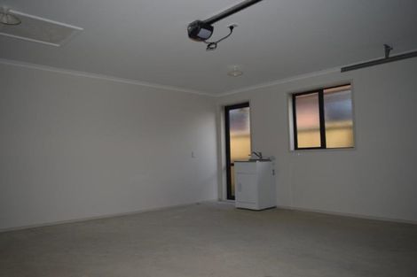Photo of property in 4 Max Landing, Grandview Heights, Hamilton, 3200