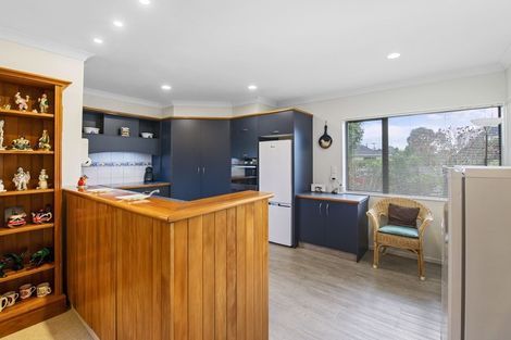 Photo of property in 13 Brandon Street, Otaki, 5512