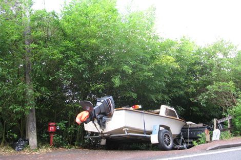 Photo of property in 19 Wood Bay Road, Titirangi, Auckland, 0604