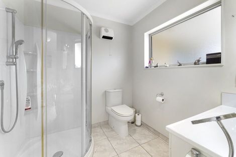 Photo of property in 24 Sue Avenue, Otaki, 5512