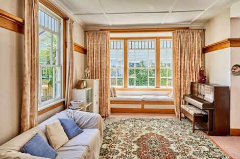 Photo of property in 83 Oroua Street, Eastbourne, Lower Hutt, 5013