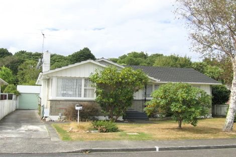 Photo of property in 20 Whirinaki Crescent, Heretaunga, Upper Hutt, 5018