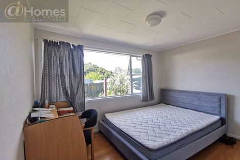 Photo of property in 7 Coletta Lane, Te Atatu South, Auckland, 0610