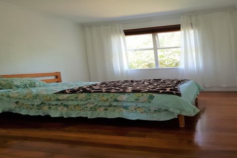 Photo of property in 51a Mellons Bay Road, Mellons Bay, Auckland, 2014