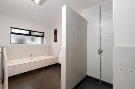 Photo of property in 29 Riverstone Drive, Welcome Bay, Tauranga, 3112