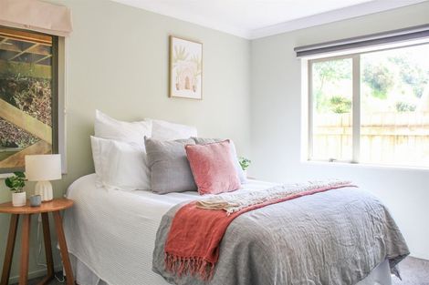 Photo of property in 24 Erlestoke Crescent, Churton Park, Wellington, 6037