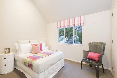 Photo of property in 2/26 Comins Crescent, Mission Bay, Auckland, 1071