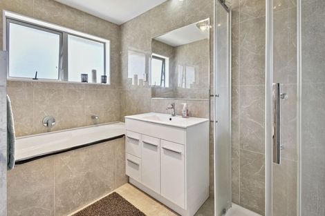 Photo of property in 89 Naylors Drive, Mangere, Auckland, 2022