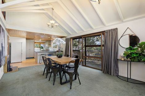 Photo of property in 44 Arawata Terrace, Sunshine Bay, Queenstown, 9300
