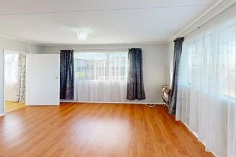 Photo of property in 17 Tainui Street, Castlecliff, Whanganui, 4501