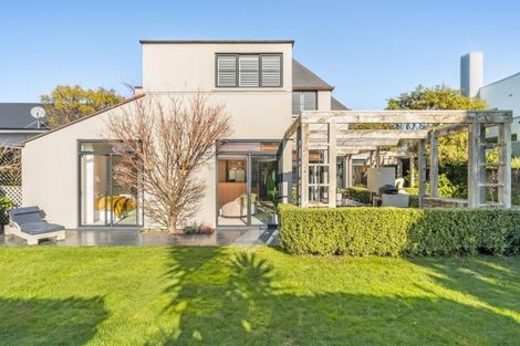 Photo of property in 87a Waterloo Road, Hutt Central, Lower Hutt, 5010