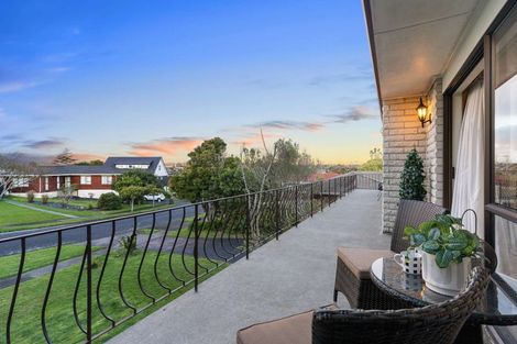 Photo of property in 25 Olena Avenue, Sunnyhills, Auckland, 2010