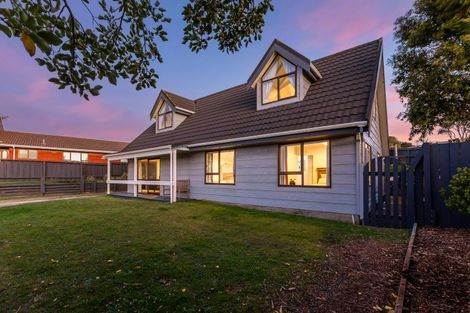 Photo of property in 23 James Cook Drive, Whitby, Porirua, 5024