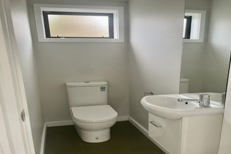 Photo of property in 2/60 Broderick Road, Johnsonville, Wellington, 6037