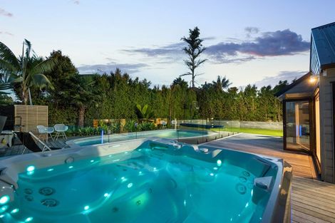 Photo of property in 9 Quebec Road, Milford, Auckland, 0620