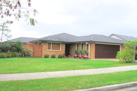 Photo of property in 116 Te Wharau Drive, Greenhithe, Auckland, 0632