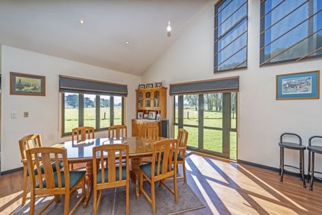 Photo of property in 52 Lincoln Road, Carterton, 5713