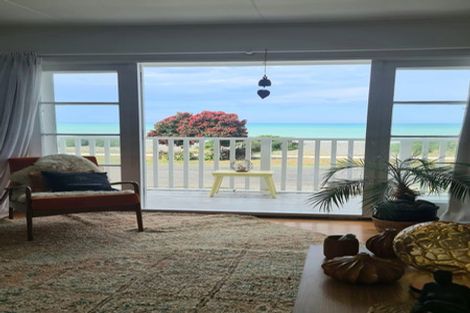 Photo of property in 122 Beach Road, Haumoana, 4102