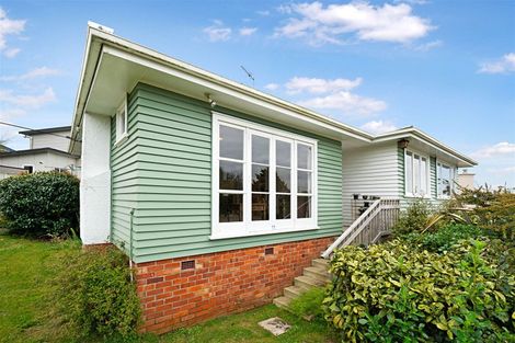 Photo of property in 41 Jaemont Avenue, Te Atatu South, Auckland, 0610